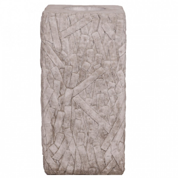 Schöner Sockel mit Ornamenten