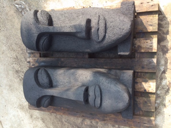 Osterinselkopf aus Lavastein